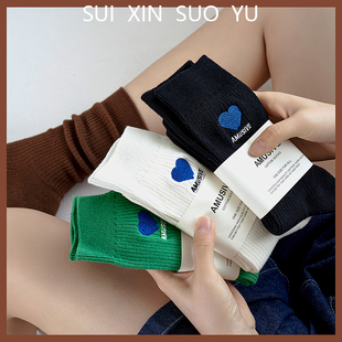 小众设计感黑白爱心字母袜子女中筒纯棉ins潮网红外穿个性长袜男