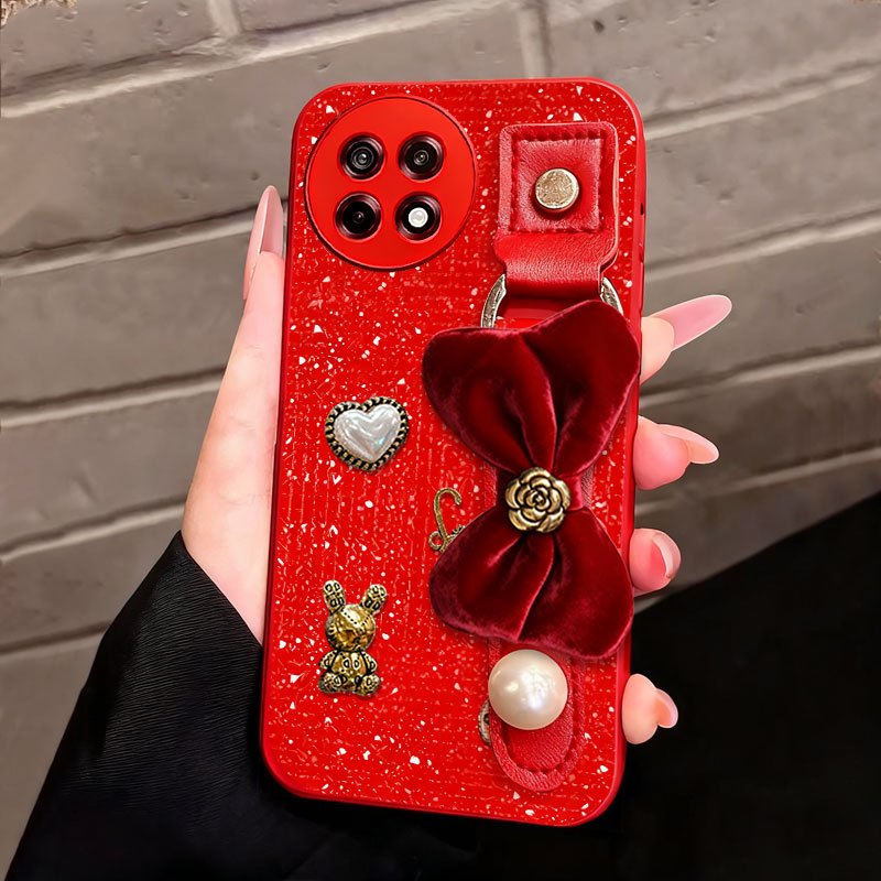 2026马年新年款，磨砂光闪皮，防摔耐磨