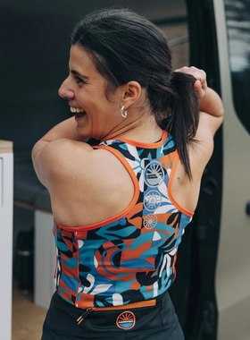 英伦户外山系PSG 女款 圆领印花短款运动背心 B195