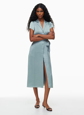 加拿大红牌 女款 日本缎面绑带纽扣衬衫裙 B239