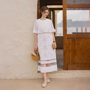 B760 圆领蕾丝刺绣透视拼接宽松连衣裙 国货精品 女款