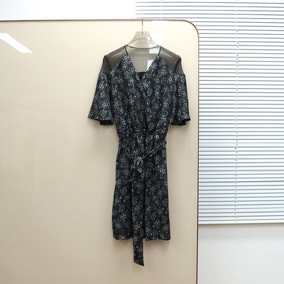 意大利奢品Tru撤柜 女款  V领拼接绑带连衣裙 B999