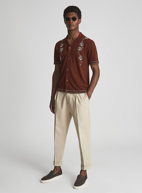 英伦简约RS 男款 亚麻混纺古巴领刺绣短袖针织开衫上衣 B342