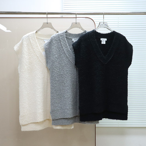 纽约DK PURE系列 女款 V领圈圈绒短袖宽松针织背心 G072