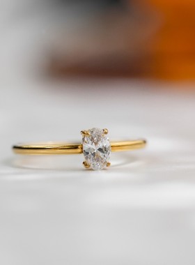 不掉色~椭圆锆石四爪戒指