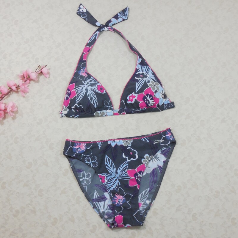 绑结系带性感三角温泉度假比基尼