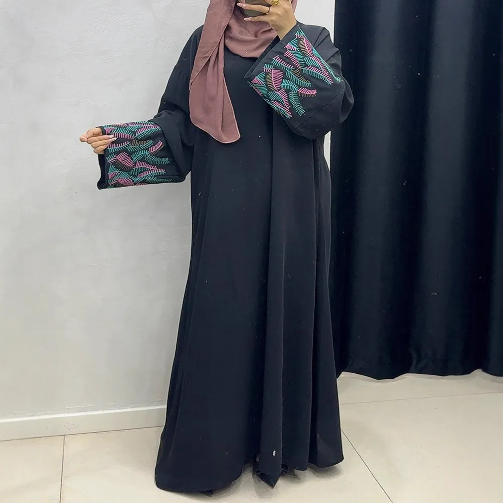 F457外贸跨境电商迪拜阿拉伯刺绣绣花长袍时尚Abaya长袍长裙现货