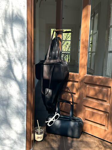 新品欧尚典时尚波士顿牛皮女包单肩腋下通勤百搭款大气潮流款出街