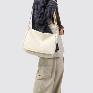 新款 小众 大容量单肩包女日系街头潮牌斜挎包休闲邮差包2025新款