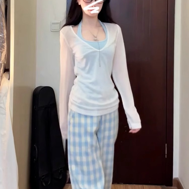 白色长袖v领薄款防晒罩衫t恤女