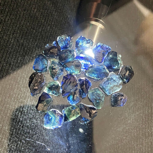 晶体货天然原矿蓝宝石裸石山东