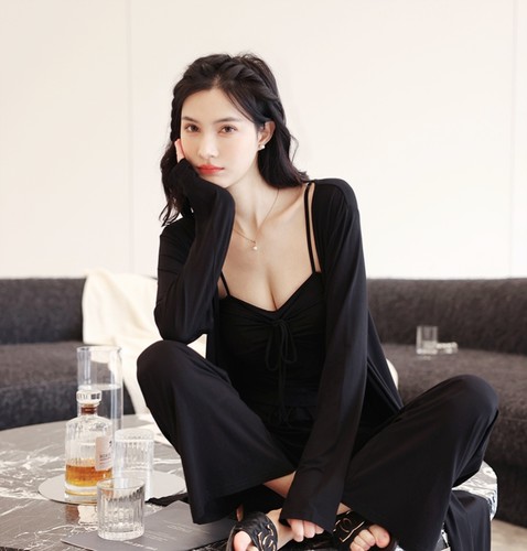 睡衣春秋季性感吊带网红风三件套