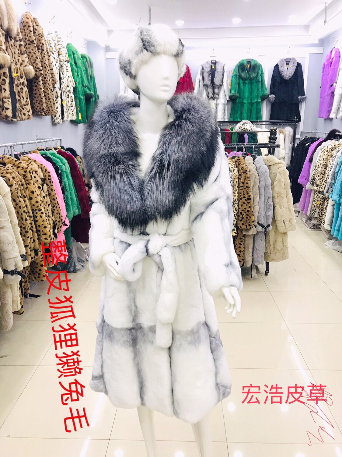 冬新款真狐狸毛领连帽獭兔大摆女装皮草大衣外套过膝长款皮毛一体