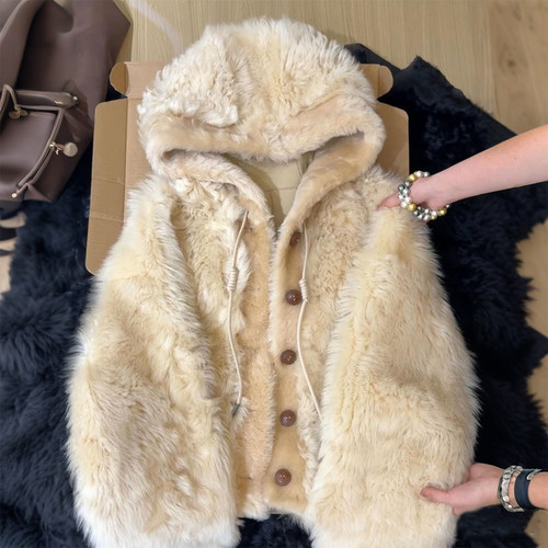 特大码可爱风毛绒连帽棉服外套