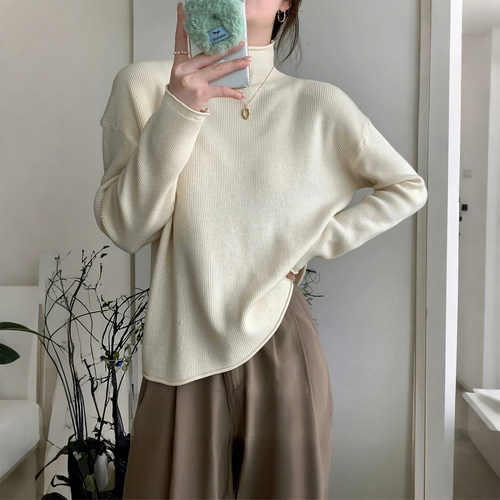 大码女装极简风高领坑条针织衫