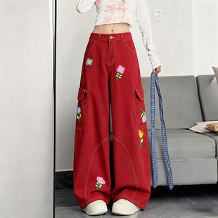 特大码女装胖mm酒红色花朵刺绣工装裤女宽松高腰显瘦多口袋阔腿裤