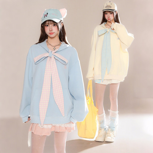 300斤胖mm大码学院风连帽卫衣