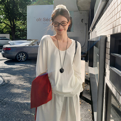 特大码女装胖mm慵懒风白色长袖T恤女宽松百搭打底衫简约内搭上衣