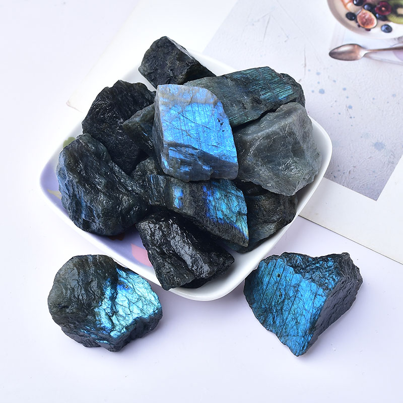 拉长石原石灰月光石矿物