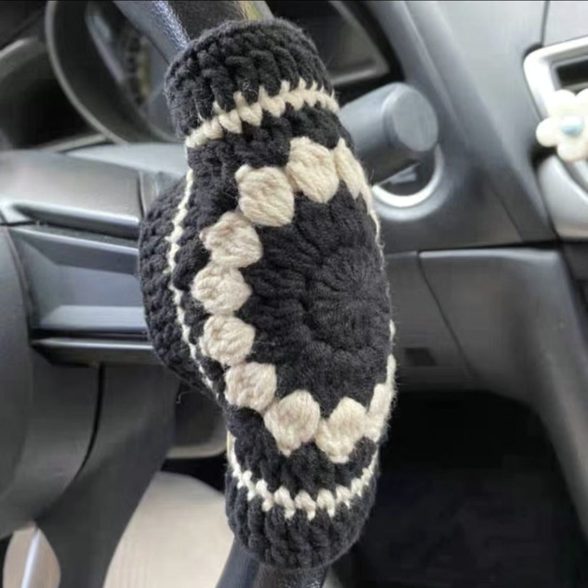 汽车方向盘通用保护套成品一对装