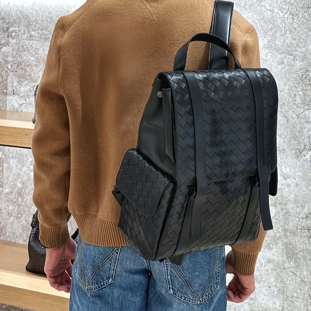 EASEU秋冬新款Back To School双肩包真皮编织男女通用双肩潮书包