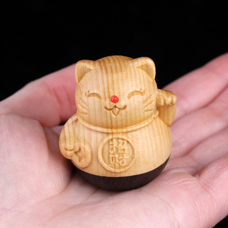 天然崖柏木雕小摆件不倒翁招财猫