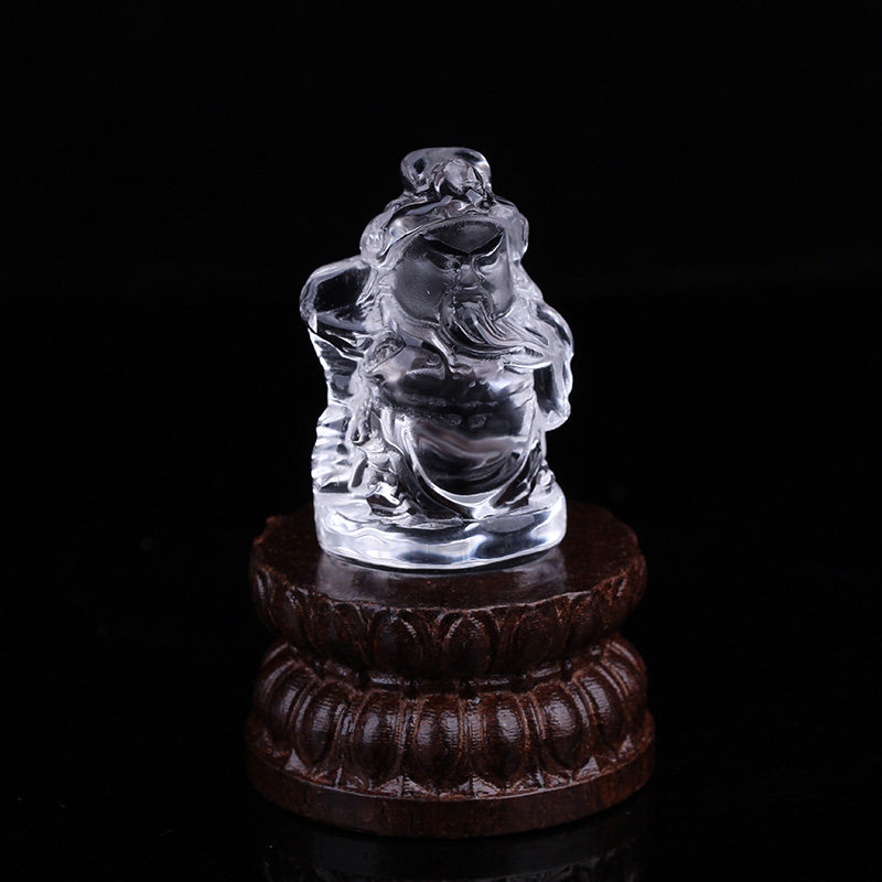 天然白水晶关公雕刻件招财小摆件