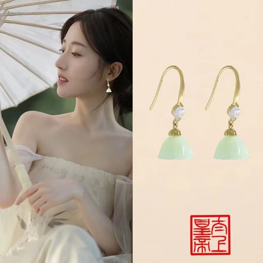 丽银丽贝丽影新品国风耳环女气质夏日耳钉小众设计感高级感耳钩款