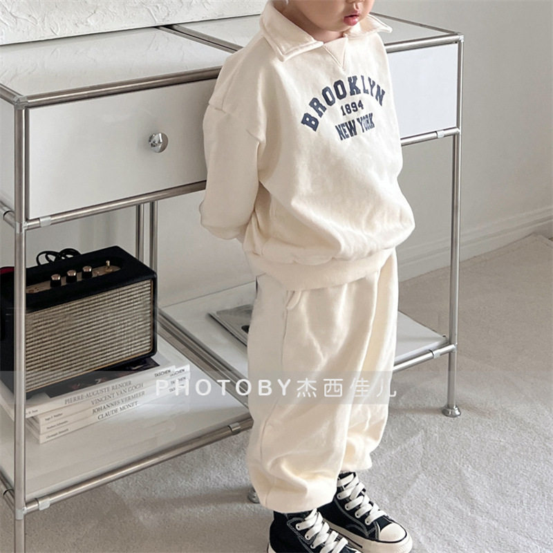 2024童装ins韩版儿童春秋套装男女童字母图案翻领毛圈卫衣两件套