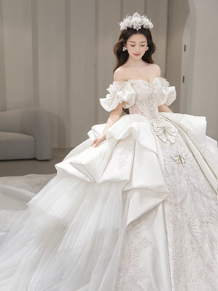 원 숄더 웨딩 드레스 신부 2024 새로운 새틴 메인 원사 고품질 질감 작은 중공업 임산부 대형 지방 MM