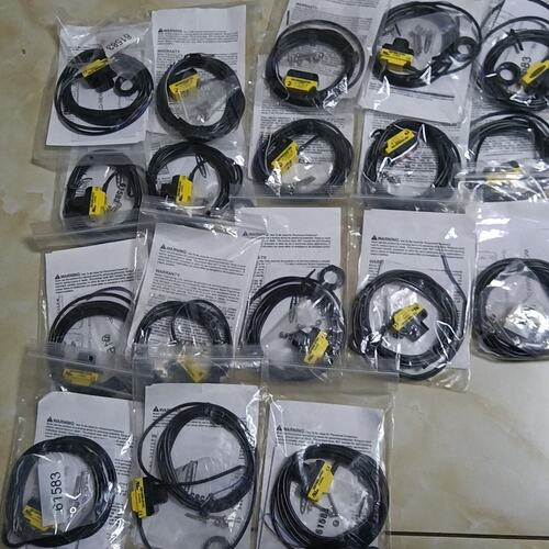 议价BANNER邦纳 QS186E-DY01 传感可维修