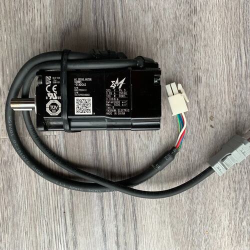 议价安川SGMMS-01ADC6S伺服电机100W9新功可维修
