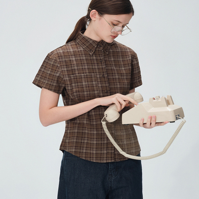 LIVINGTOWN复古宽松正肩显瘦短袖衬衫绿格夏季百搭透气格子衬衣女