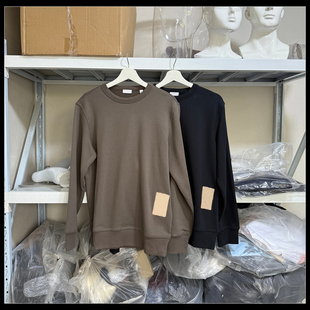 款 2025格纹标签 弹力棉质 英式 圆领卫衣运动衫 男士 长袖 2色 经典