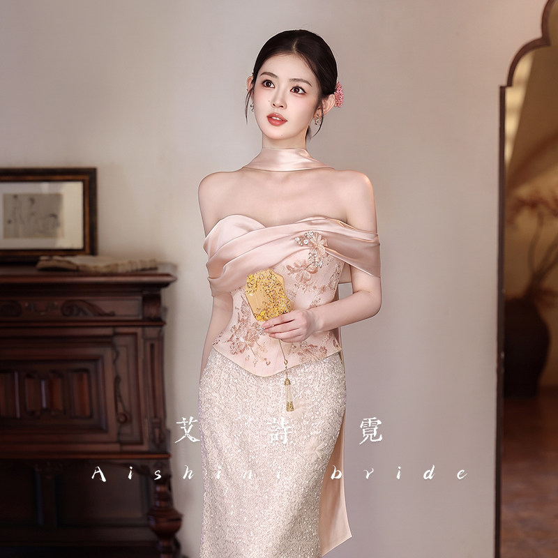 艾诗霓《汐柔》订婚礼服法式一字肩高级感新娘敬酒服晨袍连衣裙女