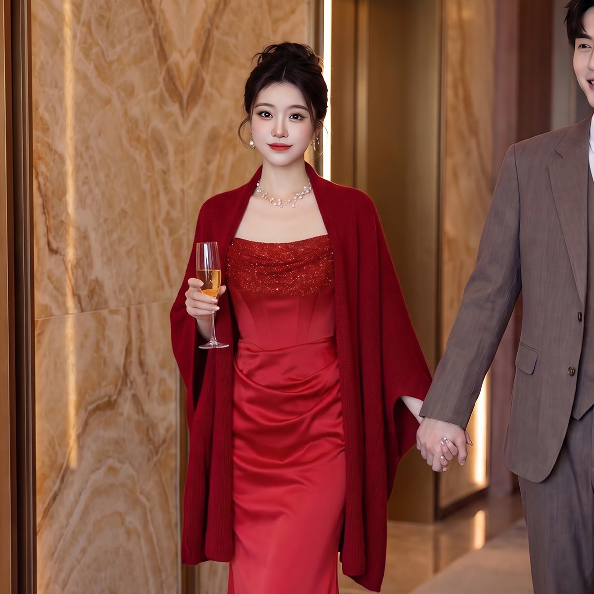 艾诗霓复古红色开衫披肩巨好看仿订婚礼服敬酒服仿羊毛秋新款外搭