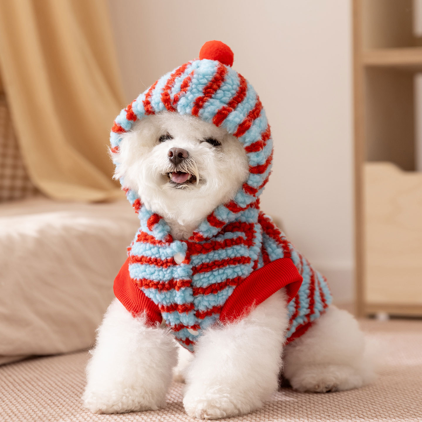 2025年新款狗狗衣服秋冬装保暖加厚红色条纹连帽绒衣比熊宠物外套