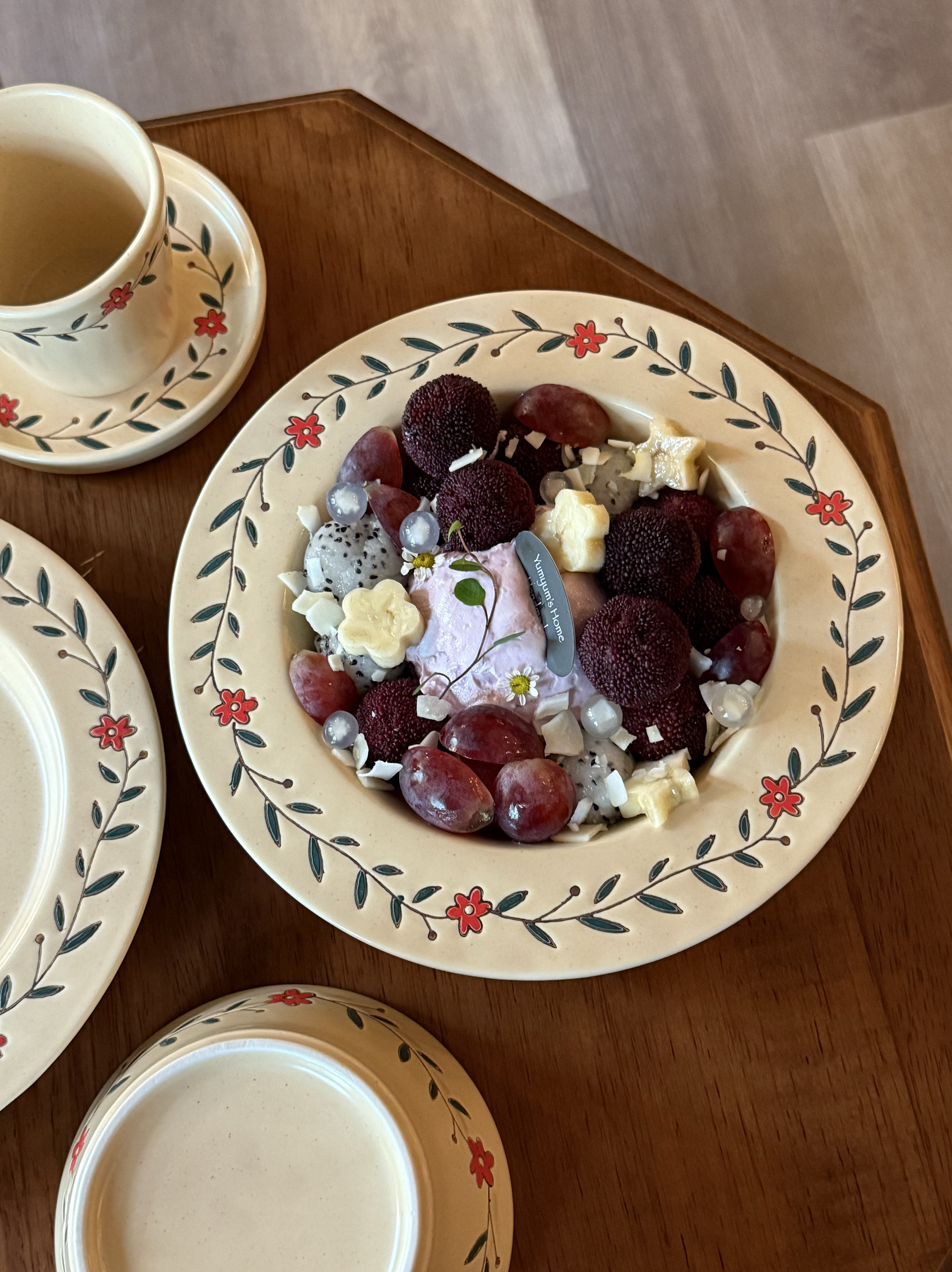 四时有梨 哑光花花釉下彩哑光手绘家用菜盘早餐牛排盘米饭酸奶碗