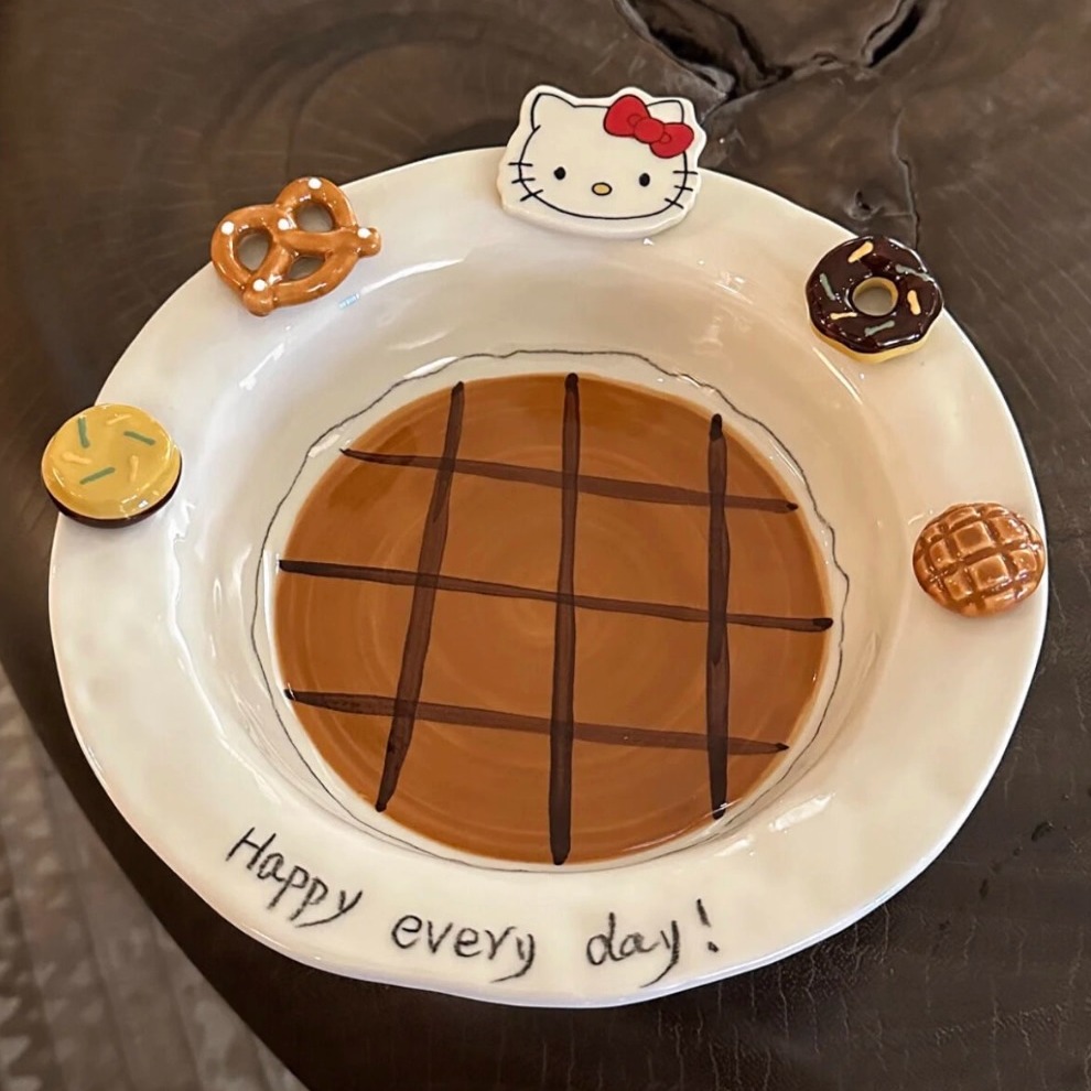 四时有梨 hellokitty格子盘子高颜值好看的陶瓷早餐甜品盘碗盘