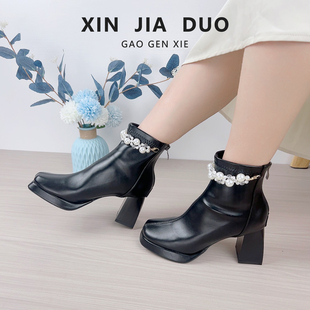 粗跟短靴女高级感秋冬新款法式女士时尚气质高跟马丁靴黑色瘦瘦靴