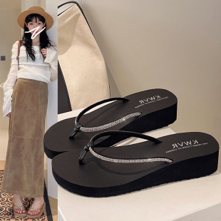 女夏时尚 拖鞋 外穿海边厚底坡跟夹脚凉拖 沙滩鞋 日本ぜいた2025新款