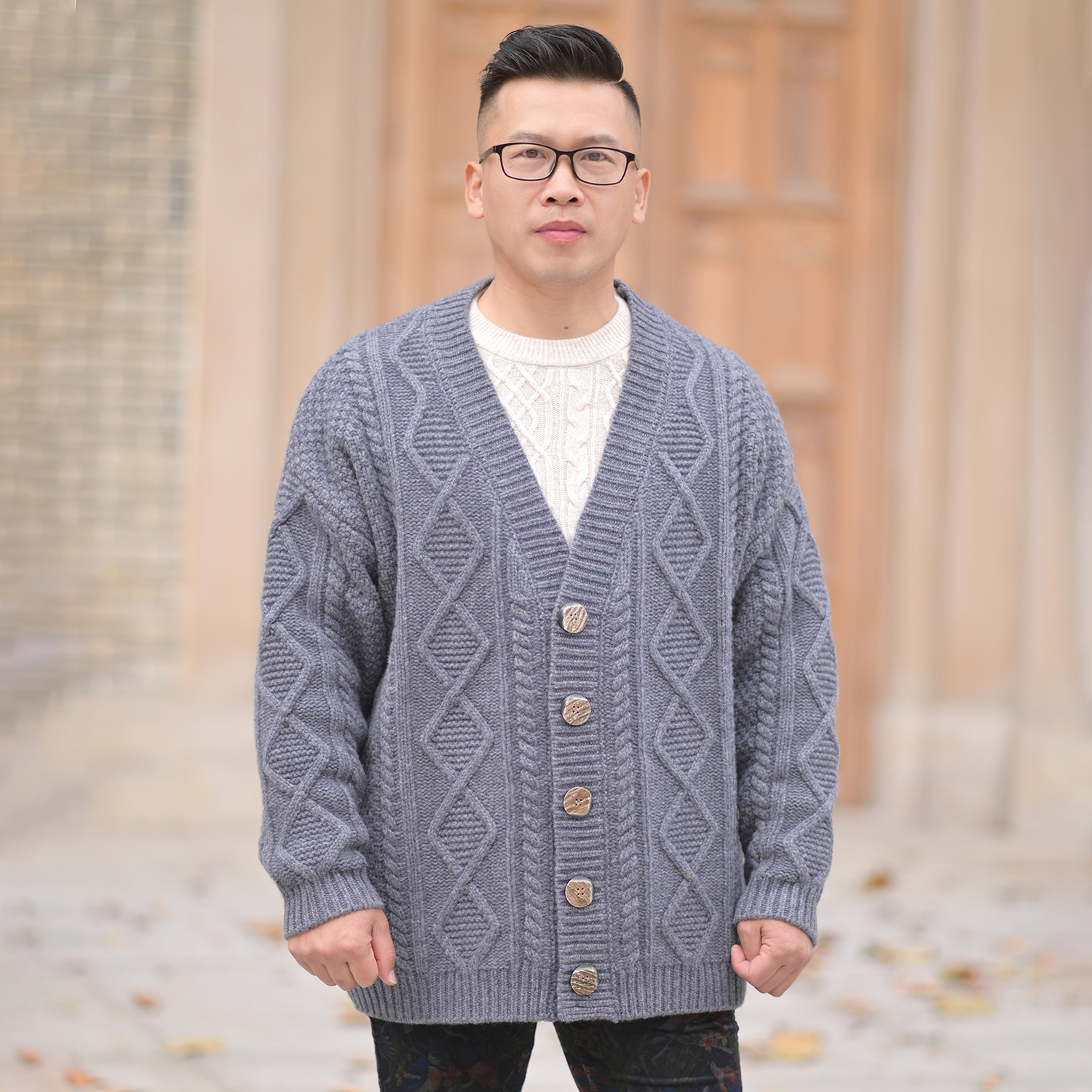 2斤加厚男士纯羊毛针织开衫 大版宽松绞花麻花全羊毛毛衣外套