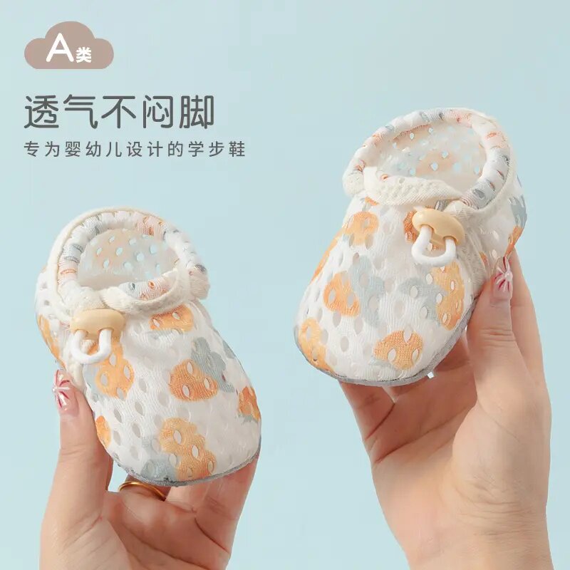 婴儿抽绳网眼学步地板鞋