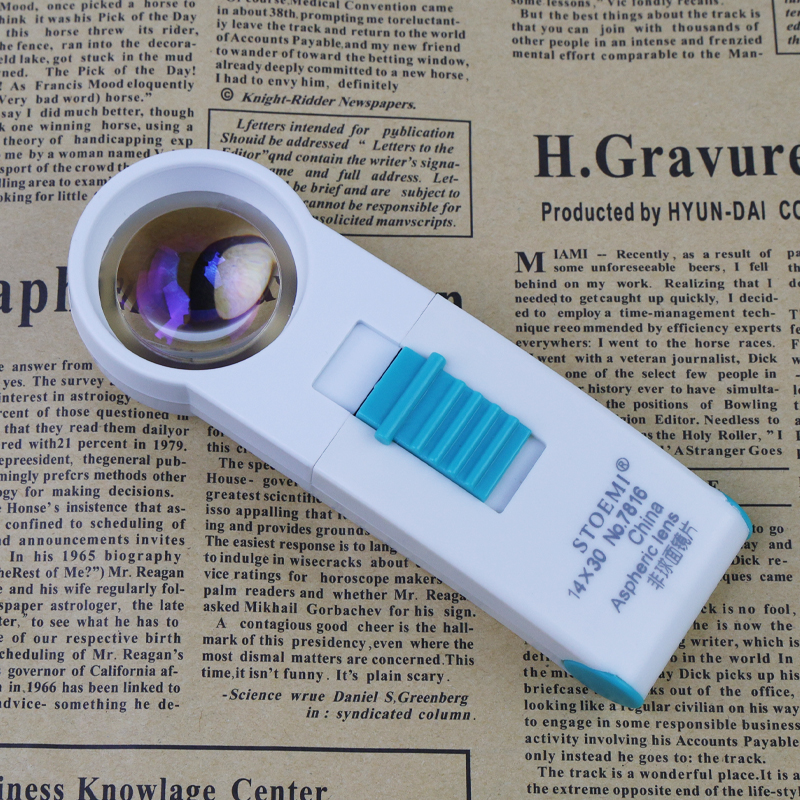 便携式手持放大镜高倍珠宝带灯