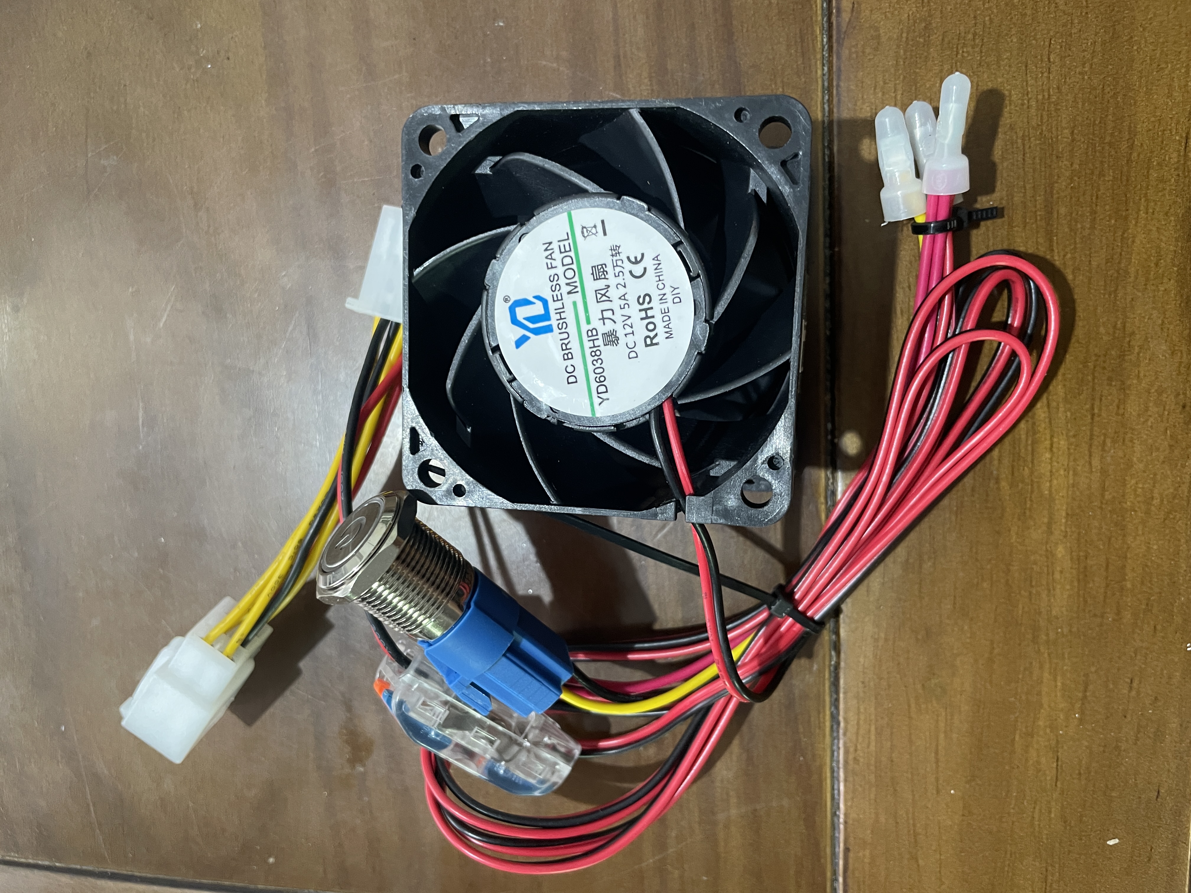 九号各系N/M/E/F/Q/MZ/NZ/c90机械师尾灯直上6厘米暴力风扇2.5w转