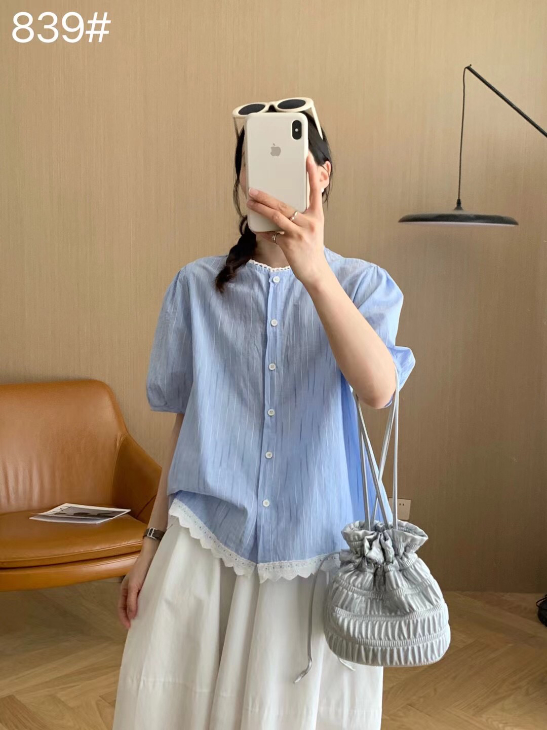 蓝色条纹衬衫女2025夏新款设计感宽松圆领泡泡袖薄款小衫纯棉上衣
