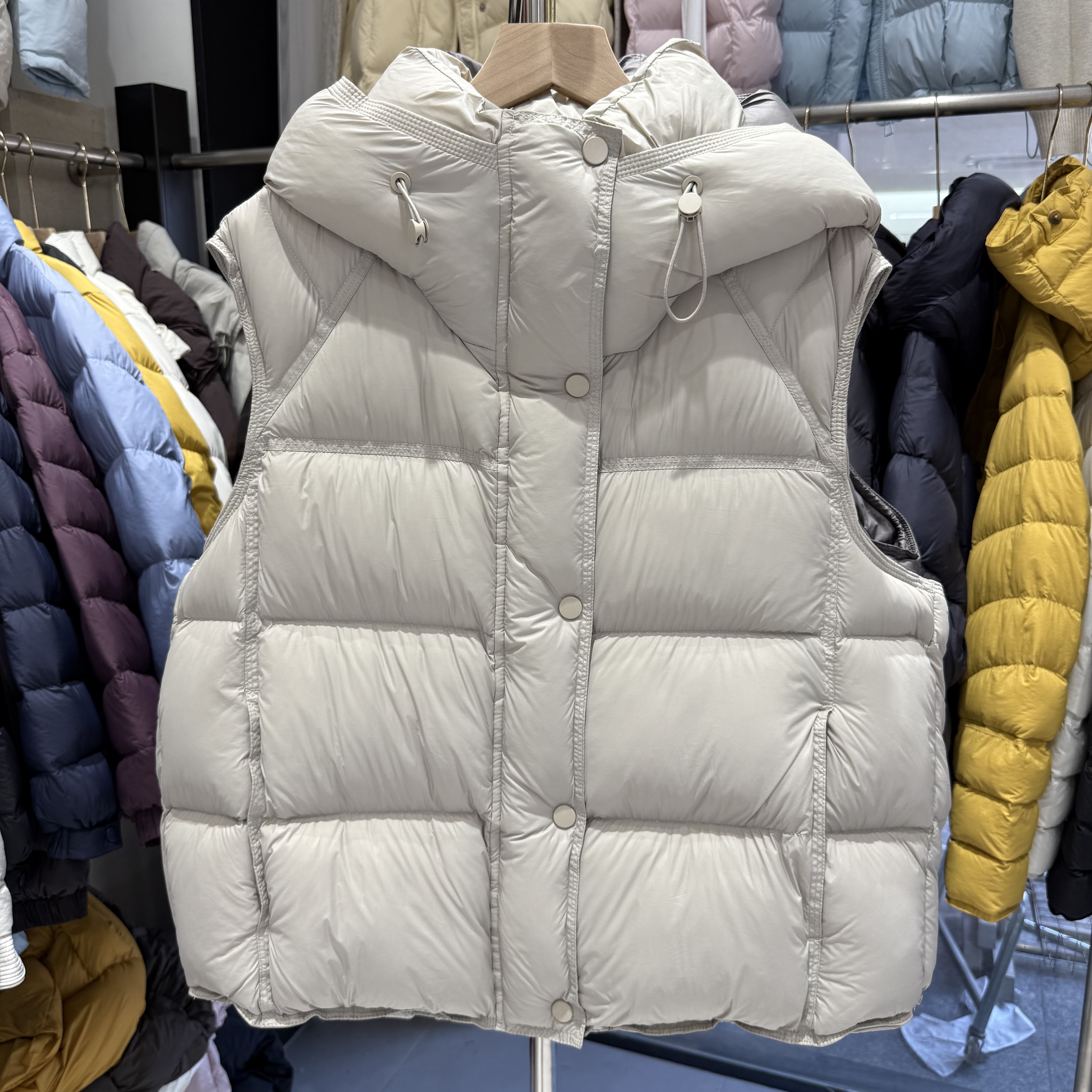 2025秋新款韩版宽松显瘦百搭90白鸭绒羽绒马甲女设计感宽松外套女