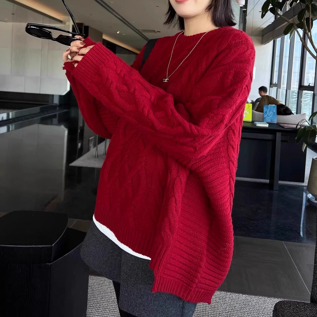 100羊毛！不规则设计感 宽松全羊毛套头麻花毛衣 休闲纯色女上衣