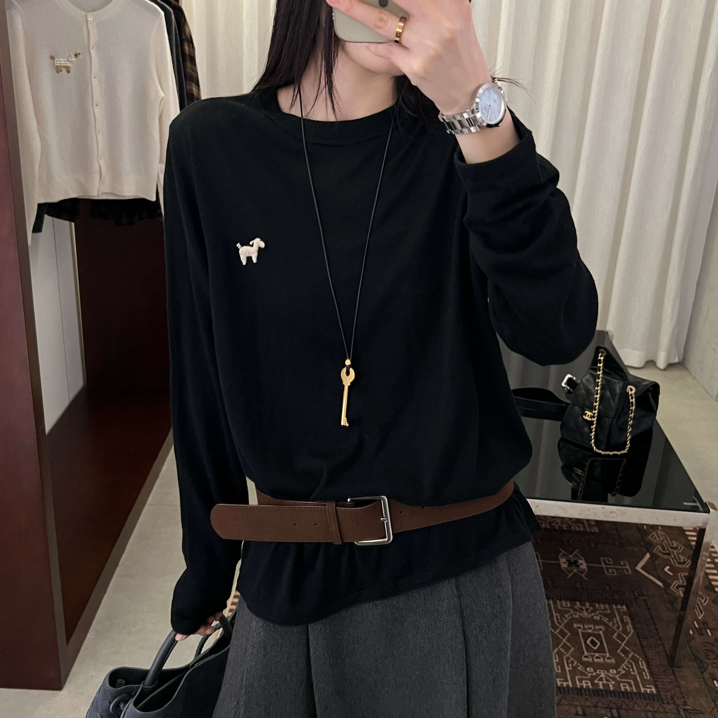 胸前小狗刺绣 软糯亲肤细羊毛针织衫 宽松休闲圆领打底毛衣女上衣