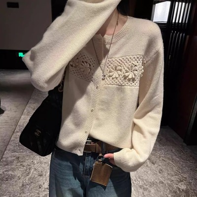 勾花镂空细羊毛针织开衫
